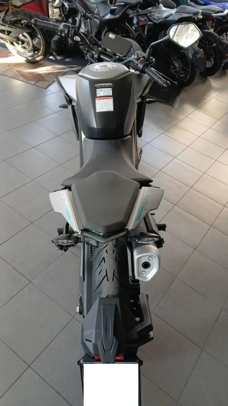 CFMOTO 125NK (2025 - 26) (4)