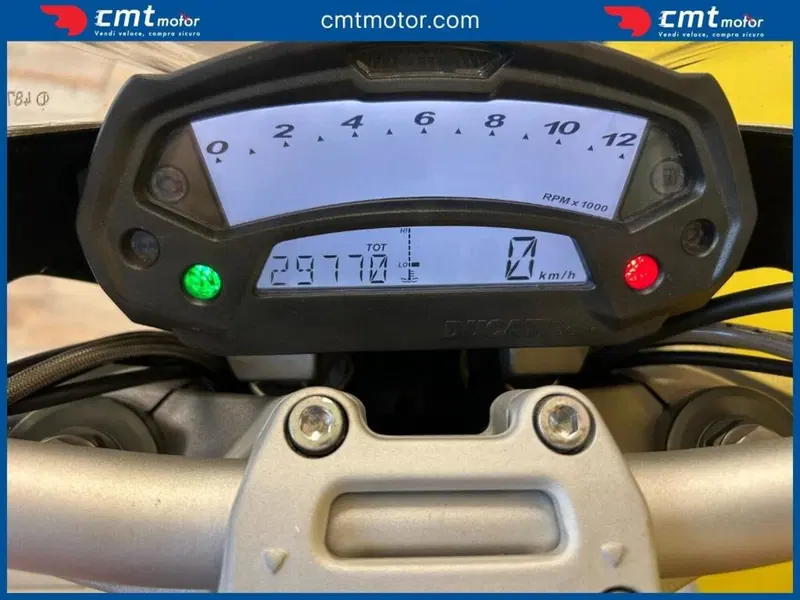 Ducati Monster 1100 (2009 -10) (5)