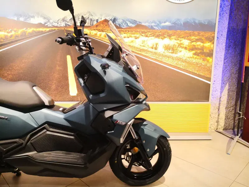 Sym ADX 125 (2025 - 26) (4)