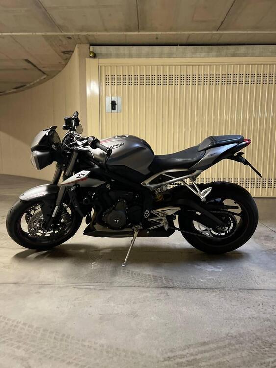 Triumph Street Triple RS (2017 - 19) (3)