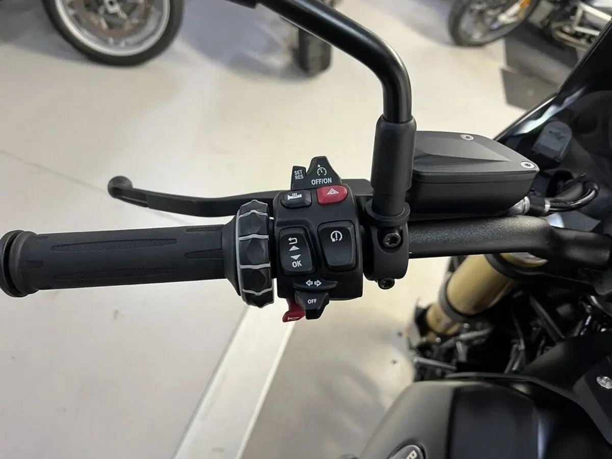 Bmw R 12 G/S (2026) (9)
