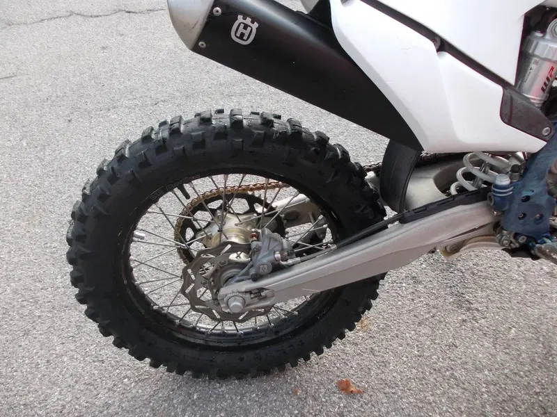 Husqvarna TE 300i (2023) (6)