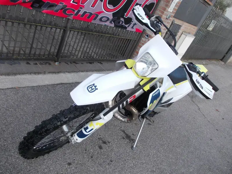 Husqvarna TE 300i (2023) (8)