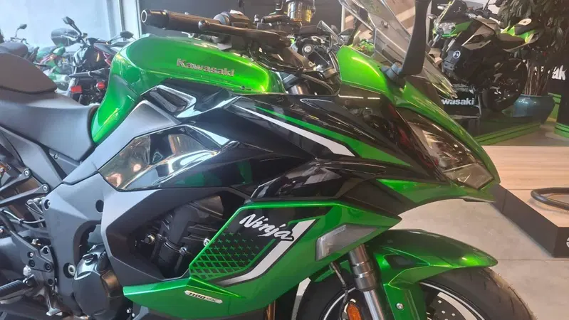 Kawasaki Ninja 1100 SX SE (2025 - 26) (2)