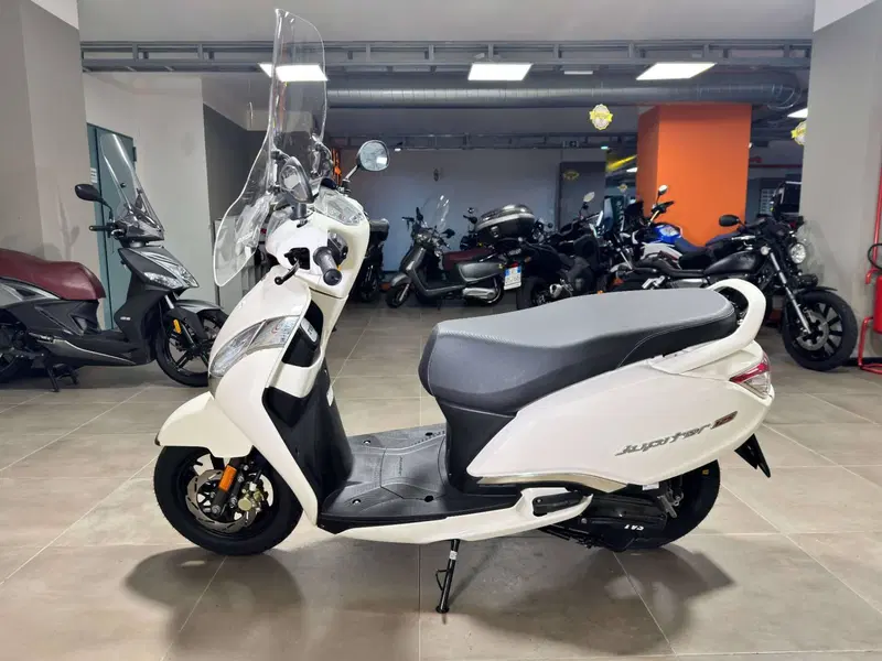 TVS Motor Jupiter 125 (2024 - 26) (4)