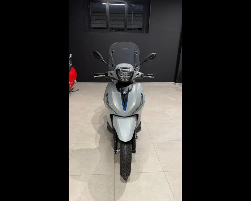 Piaggio 1 Active (2022 - 26)