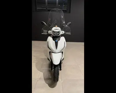 Piaggio Beverly 300 S ABS-ASR (2021 - 25) usata