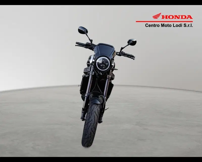 Yamaha XSR 900 ABS (2016 - 20) (6)
