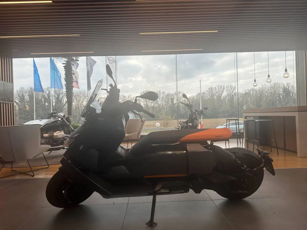 Bmw CE 04 (2021 - 25) (7)