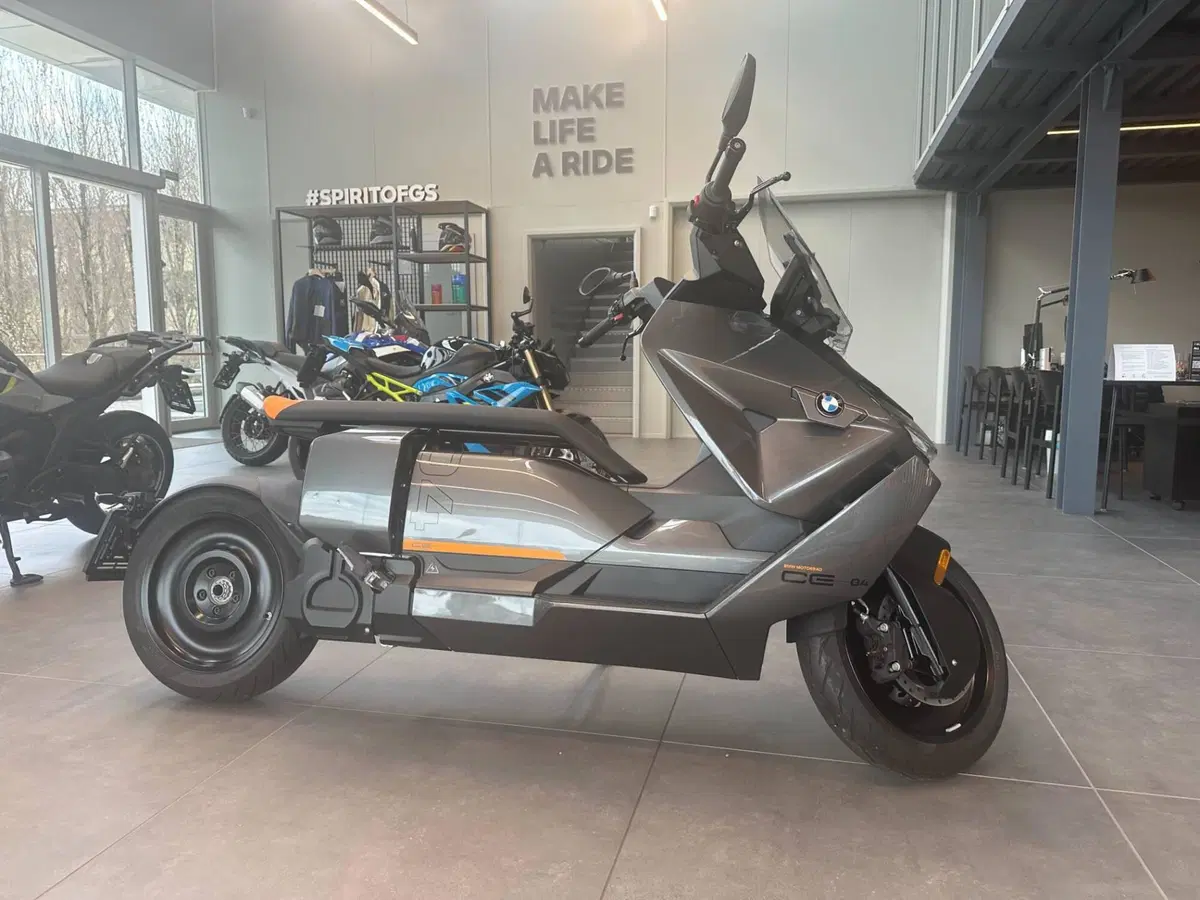Bmw CE 04 (2021 - 25)