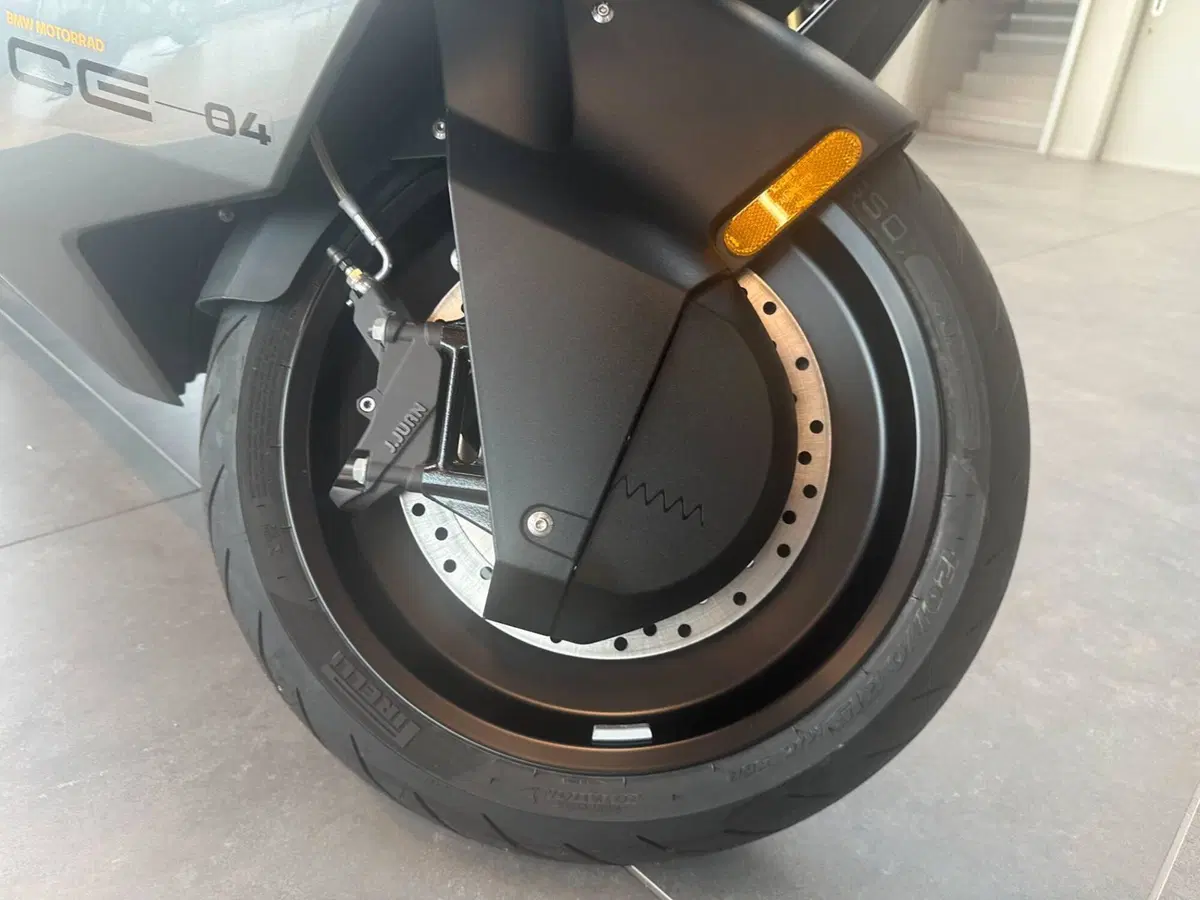 Bmw CE 04 (2021 - 25) (5)