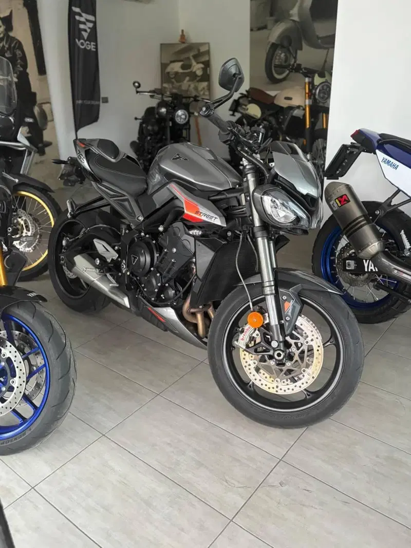 Triumph Street Triple 765 RS (2023 - 26)