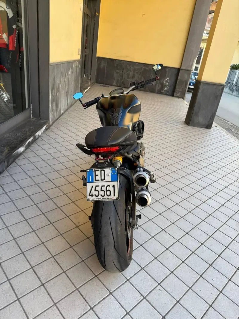 Ducati Monster 821 ABS (2014 - 17) (2)