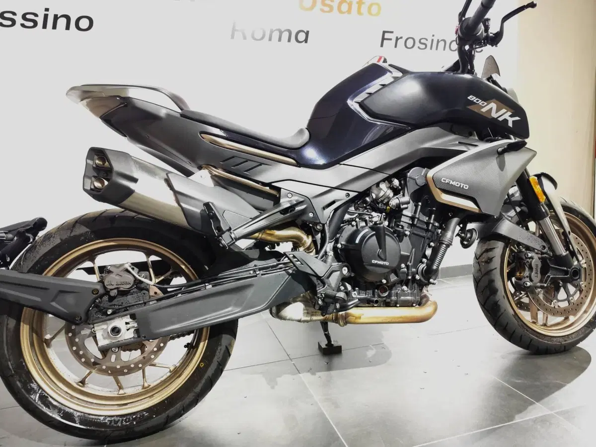 CFMOTO 800NK Sport (2023 - 26) (7)