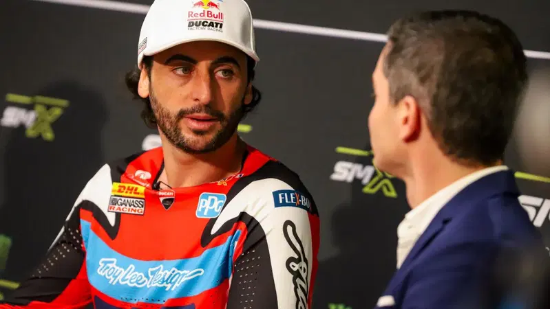 Ducati e Supercross: ad un mese dal via parla Ferrandis "Il primo test &egrave; stato complicato, non facevo i salti, ora siamo pronti per Anaheim 1"