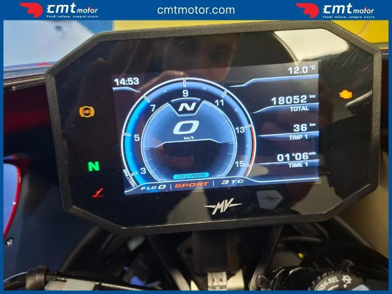 MV Agusta F3 800 Rosso (2021 - 23) (5)