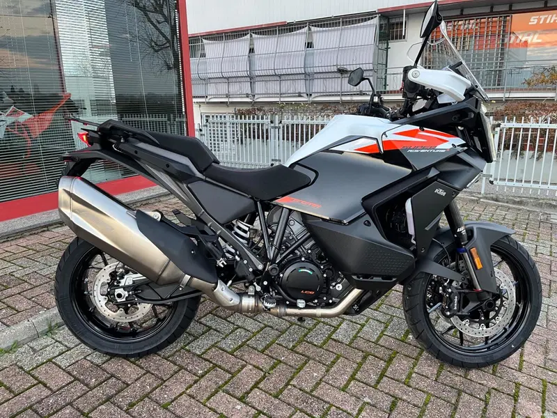 KTM 1390 Super Adventure S (2026) (4)