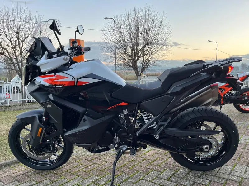 KTM 1390 Super Adventure S (2026) (10)