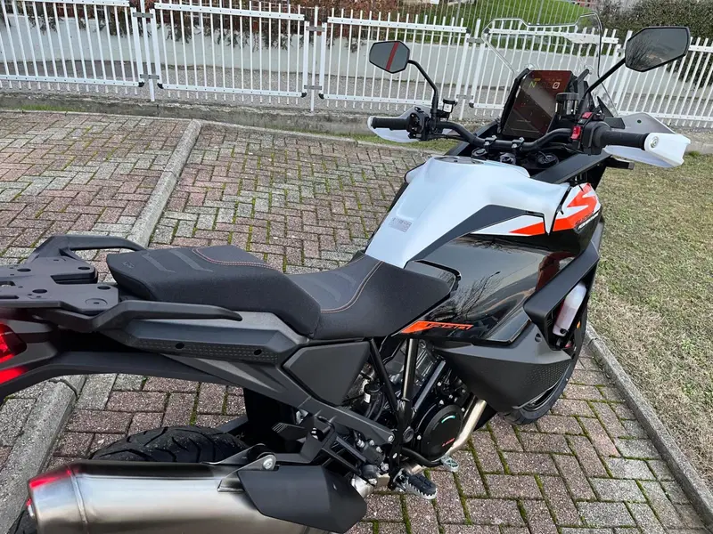 KTM 1390 Super Adventure S (2026) (13)