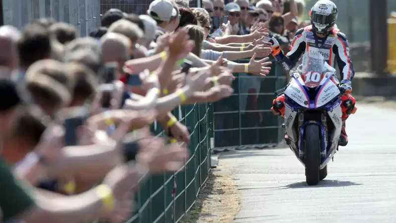 30 anni di gare al Tourist Trophy da vedere - gratis - su TT+!