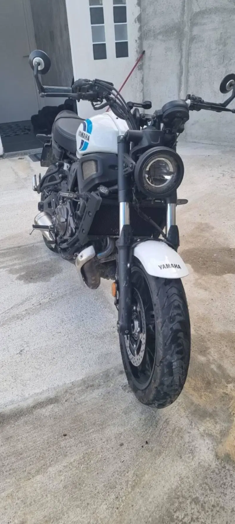 Yamaha XSR 700 (2022 - 26) (4)