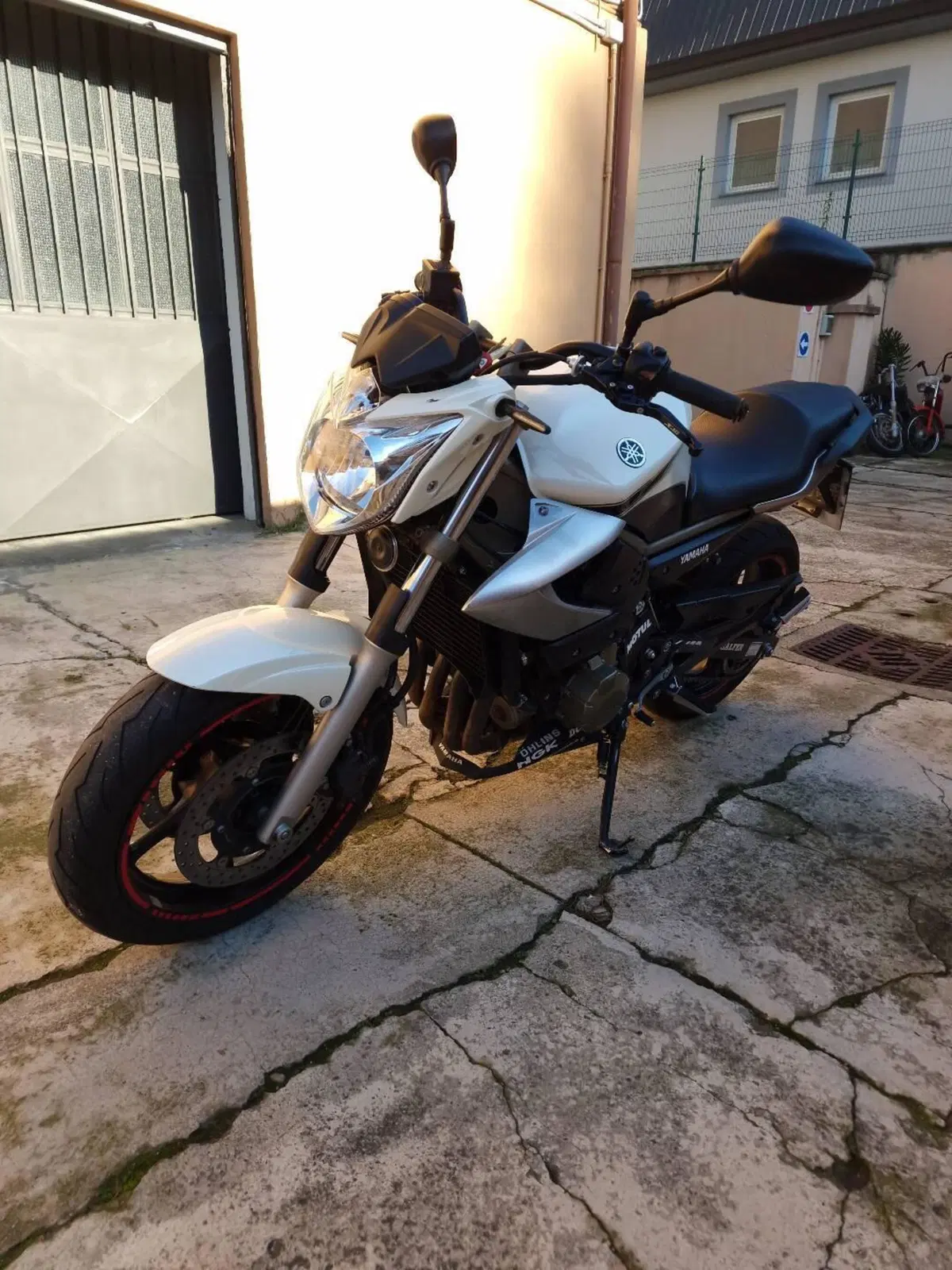 Yamaha XJ6 (2008 - 15) (4)