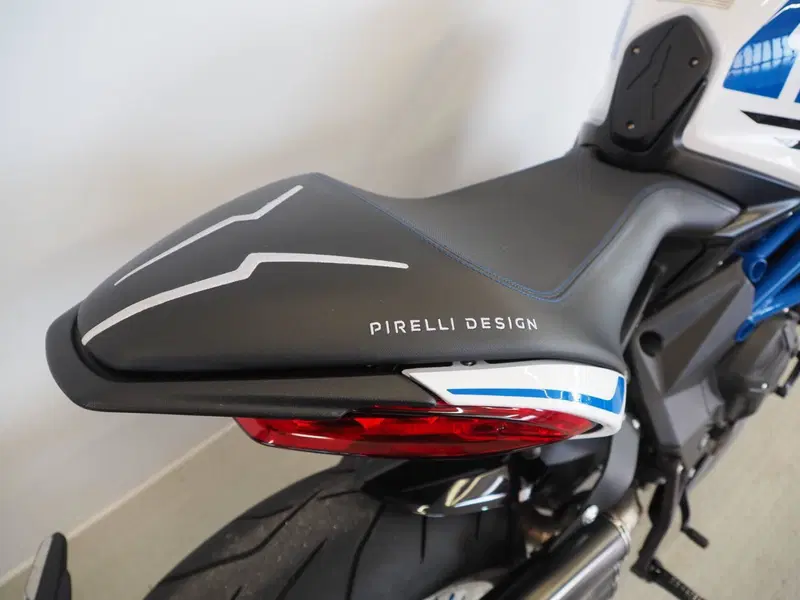 MV Agusta Dragster 800 RR Pirelli (2019) (8)