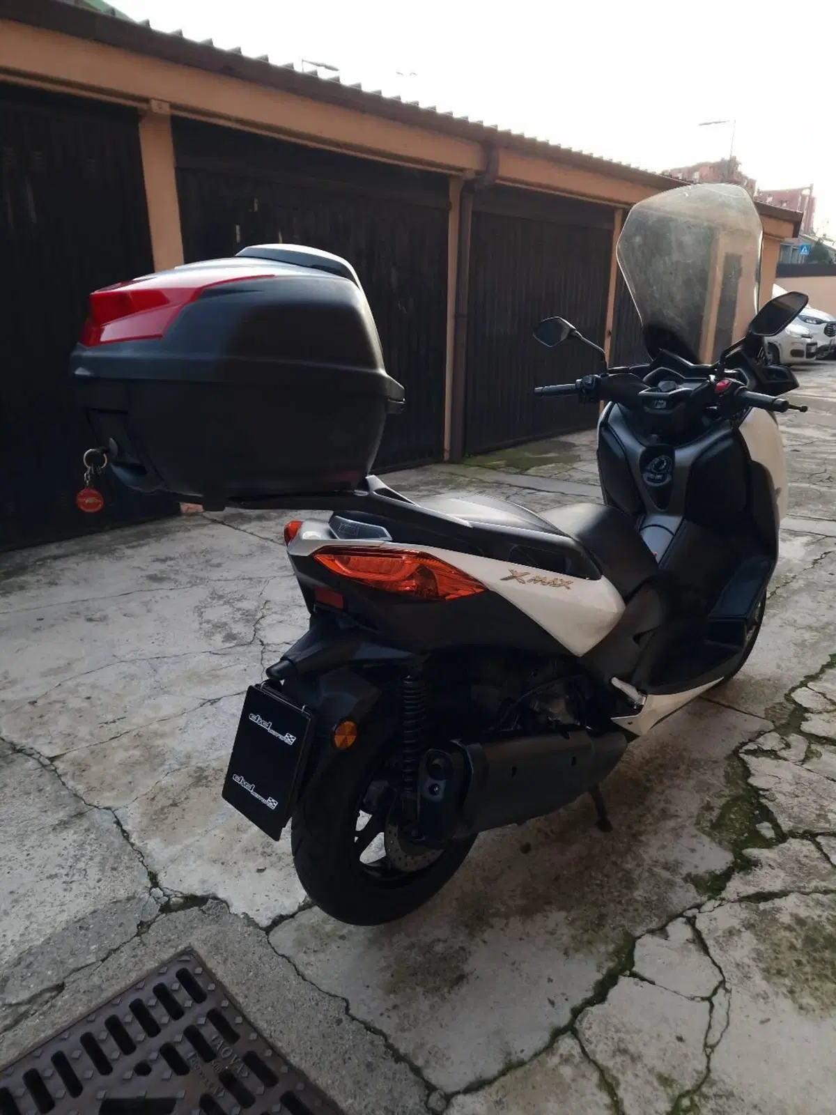 Yamaha X-Max 300 ABS (2017 - 20) (9)