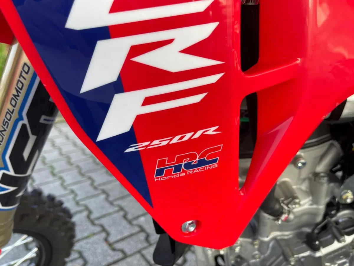 Honda CRF 250R (2026) (3)