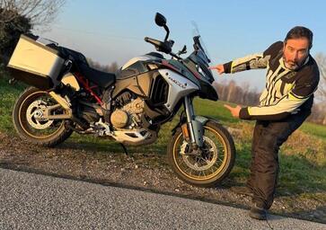 Ducati Multistrada V4 Rally 2026: crossover esagerata! Il nostro TEST [VIDEO]
