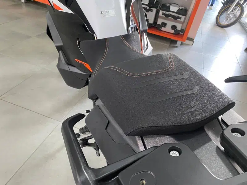 KTM 1390 Super Adventure S (2026) (10)