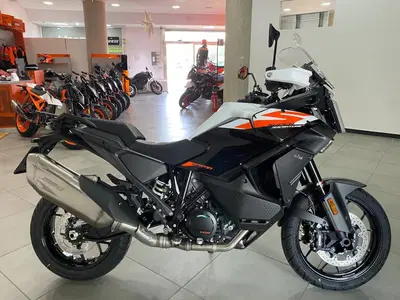 KTM 1390 Super Adventure S (2026) nuova