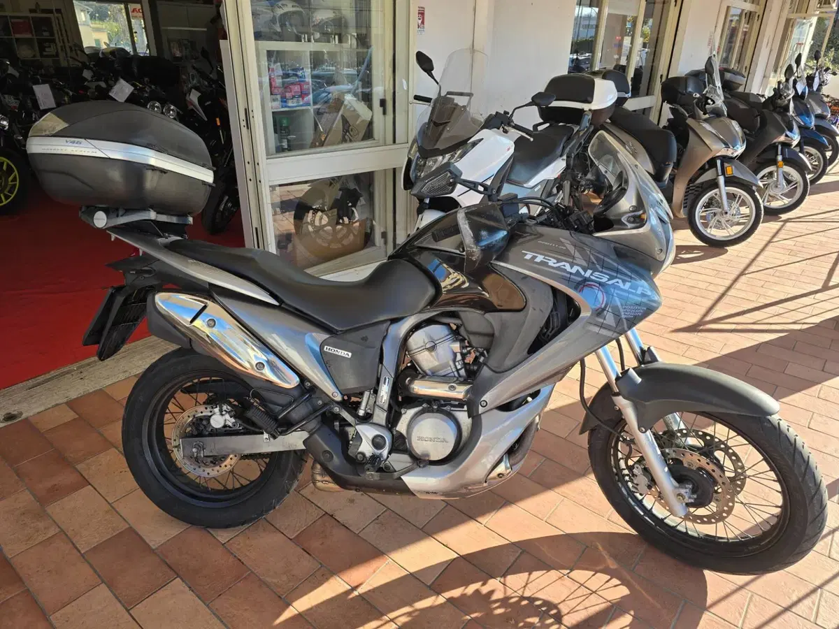 Honda Transalp XL 700 V (2007 - 2013) (3)