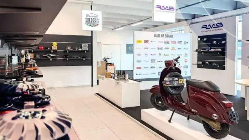 RMS: dove la passione per la moto diventa professione. 40 anni di eccellenza italiana [VIDEO]