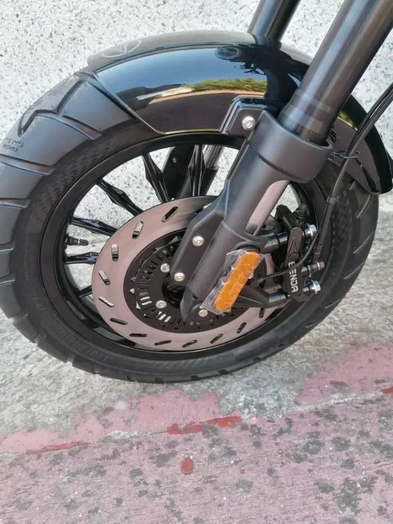 Keeway Motor V302 C (2022 - 26) (3)