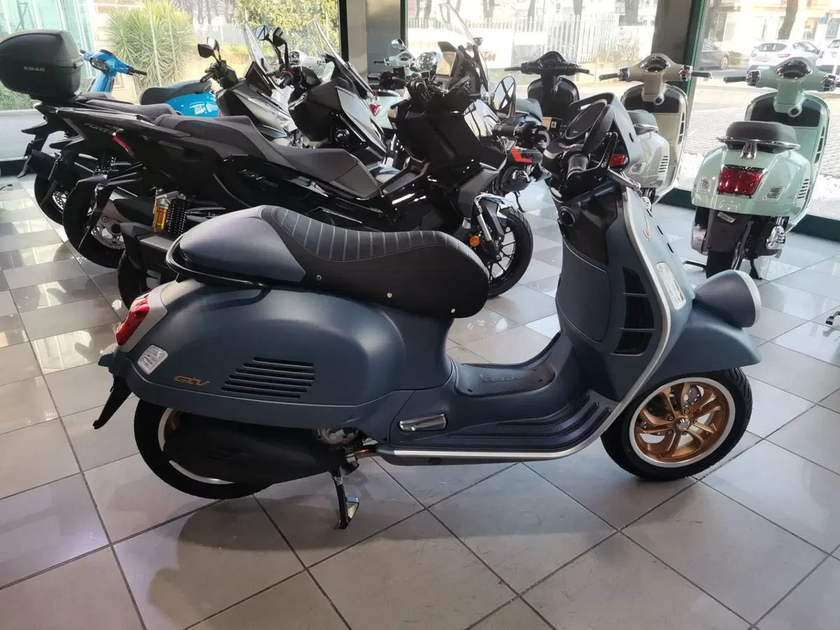Vespa GTV 310 Officina 8 (2026)