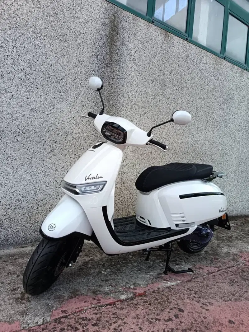Keeway Motor Versilia 50 (2024 - 26) (3)