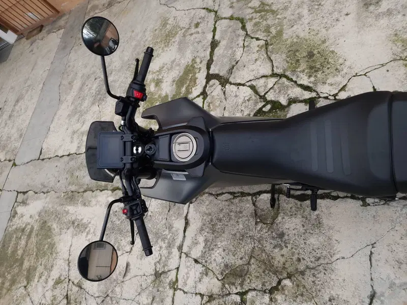 Husqvarna Svartpilen 125 (2024 - 26) (9)