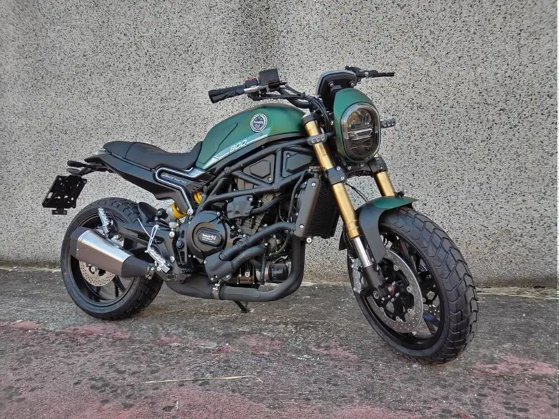 Benelli Leoncino 800 (2022 - 26) (2)