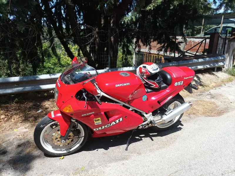 Ducati 851 Superbike (5)