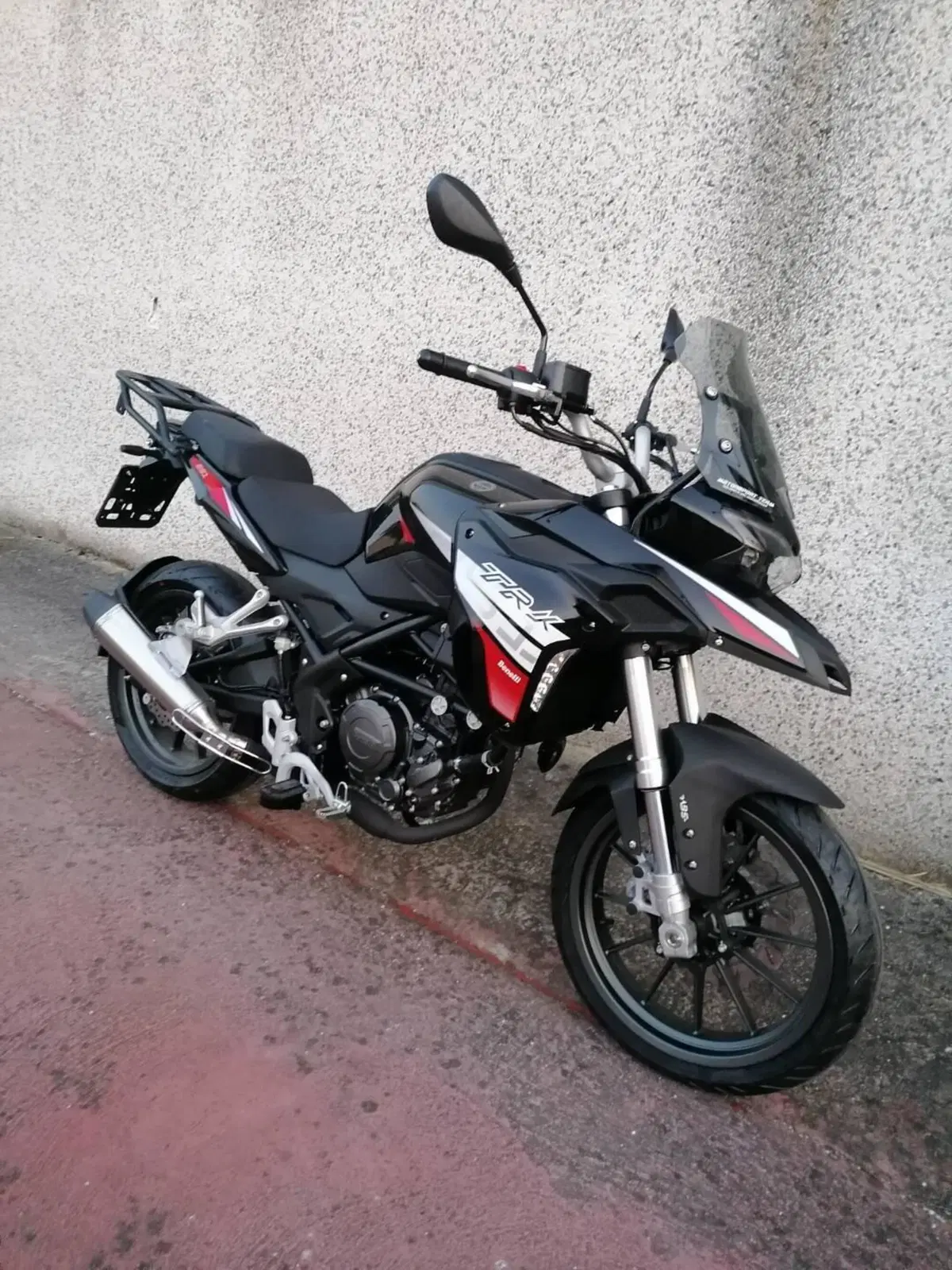 Benelli TRK 251 (2022 - 25) (2)