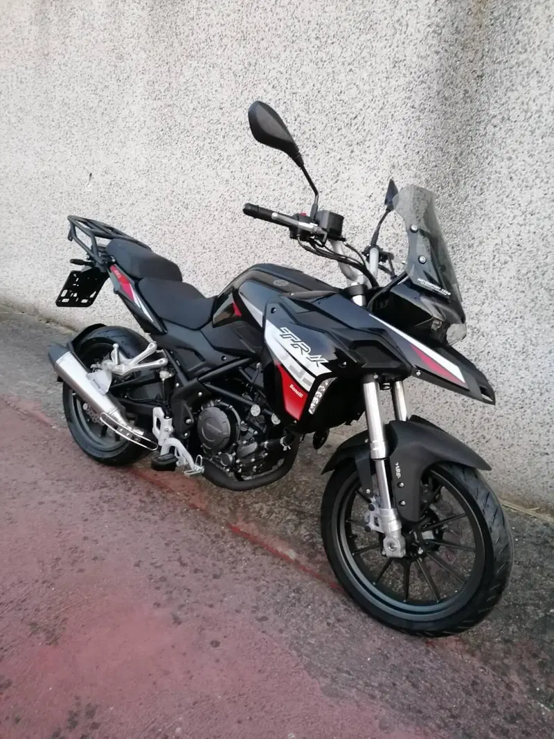 Benelli TRK 251 (2022 - 25) (2)