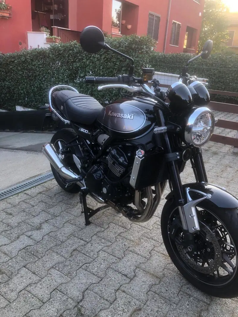 Kawasaki Z 900 RS (2022 - 25) (4)