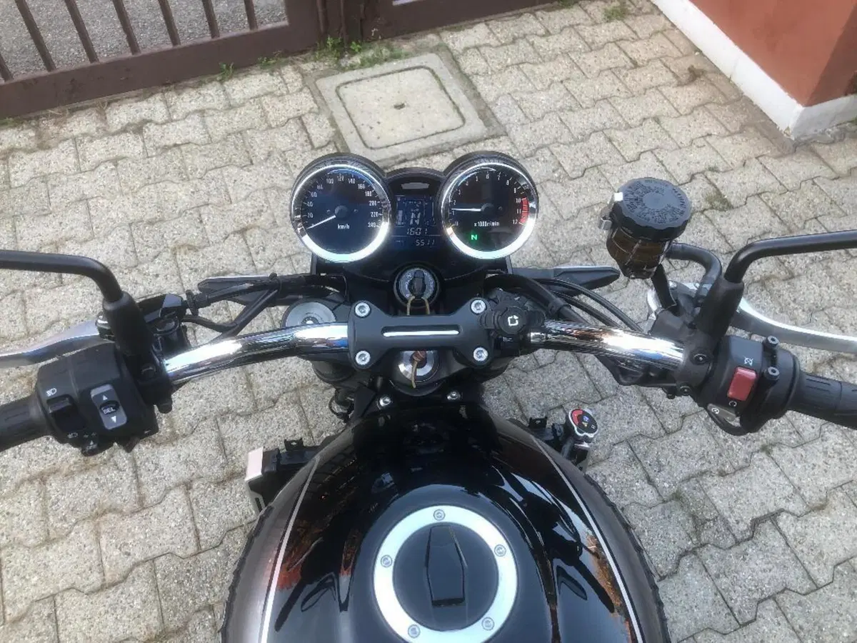 Kawasaki Z 900 RS (2022 - 25) (6)