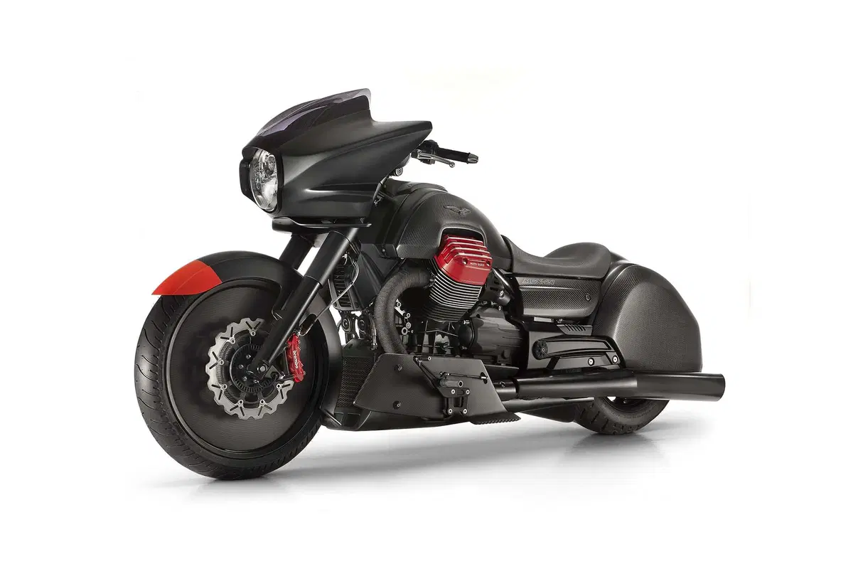 Moto Guzzi California in versione Bagger