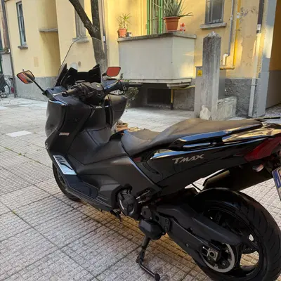 Yamaha T-Max 530 (2017 - 19) usata