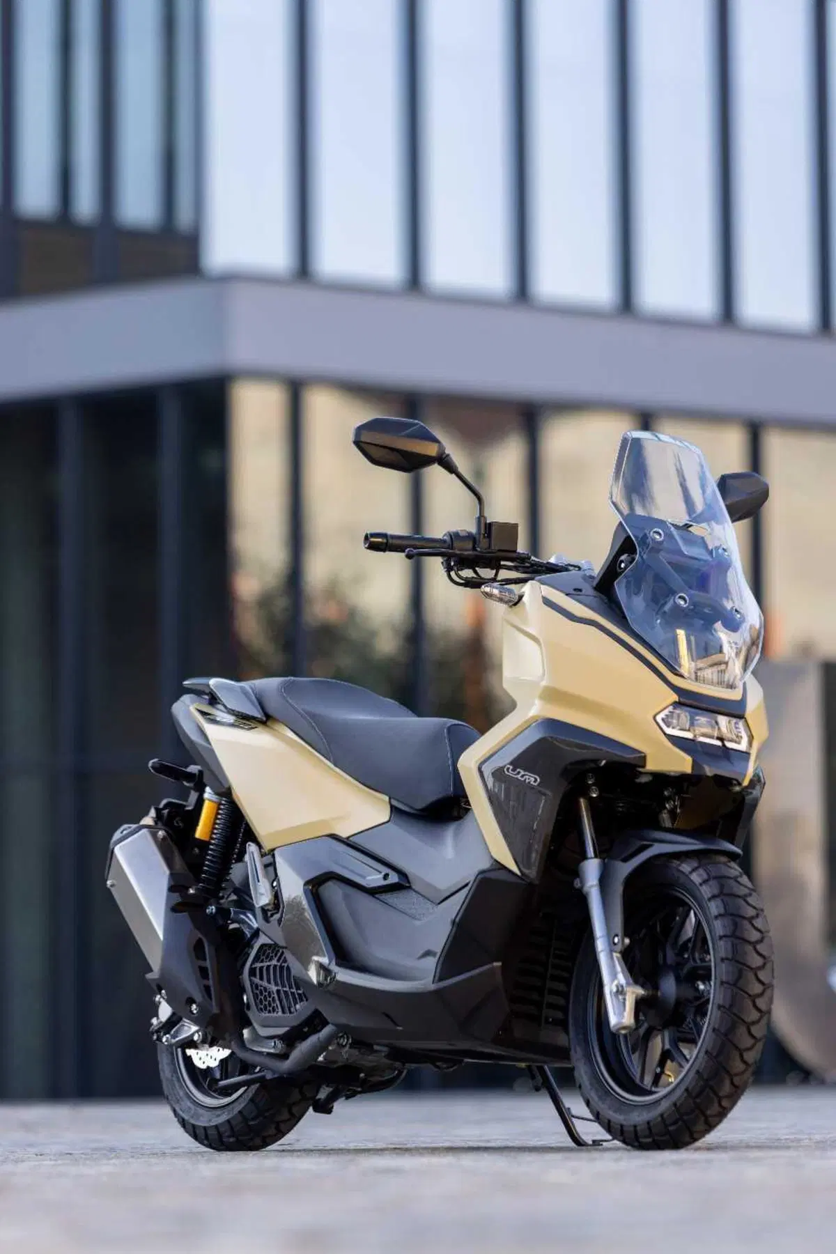Rockville 125, il nuovo scooter sportivo di UM Motorcycles arriva in Italia (4)