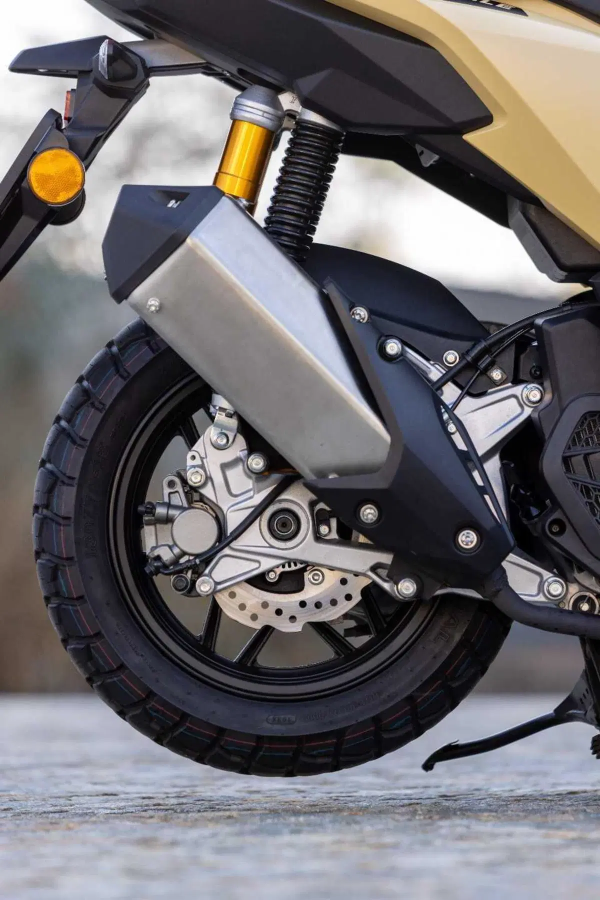 Rockville 125, il nuovo scooter sportivo di UM Motorcycles arriva in Italia (20)