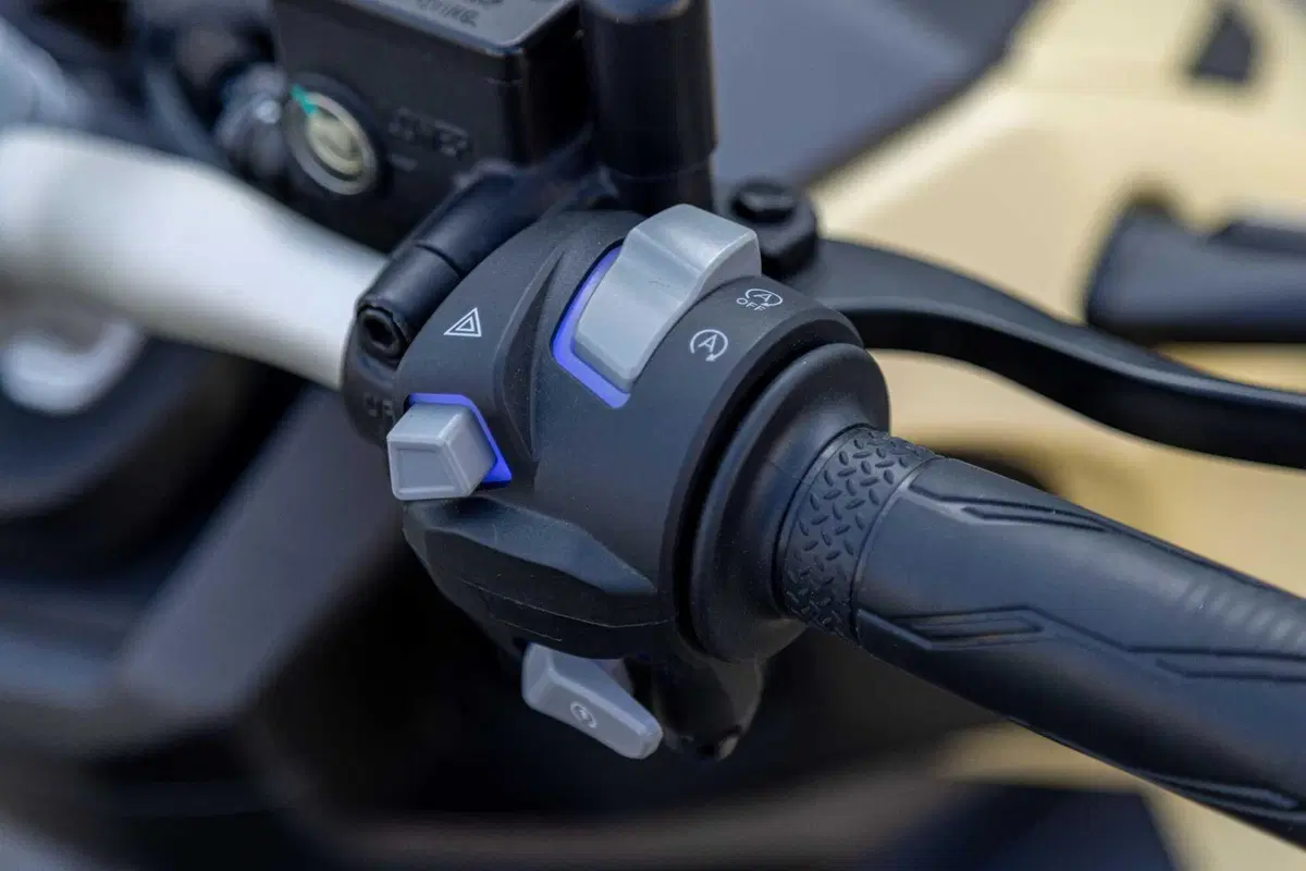 Rockville 125, il nuovo scooter sportivo di UM Motorcycles arriva in Italia (30)
