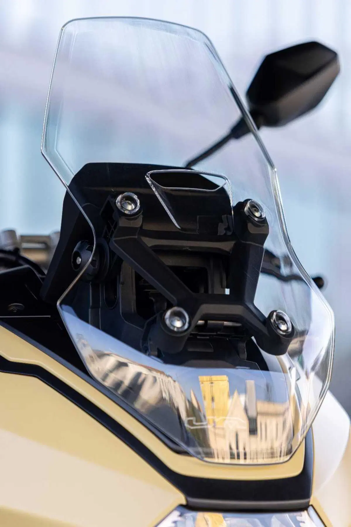 Rockville 125, il nuovo scooter sportivo di UM Motorcycles arriva in Italia (34)